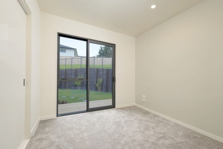 Photo of property in 30 Katote Avenue, Swanson, 0614