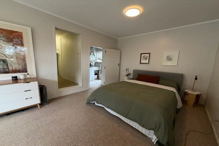 Photo of property in 38 Verbena Road, Birkdale, Auckland, 0626