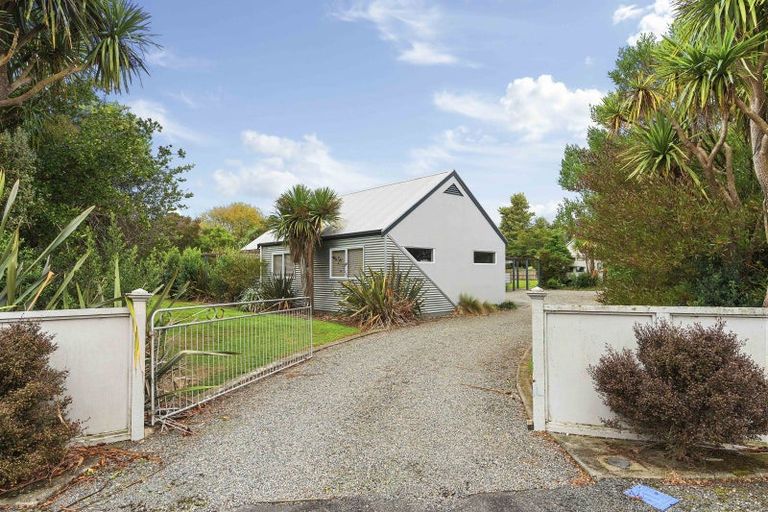 Photo of property in 25 Kenwyn Drive, Carterton, 5713