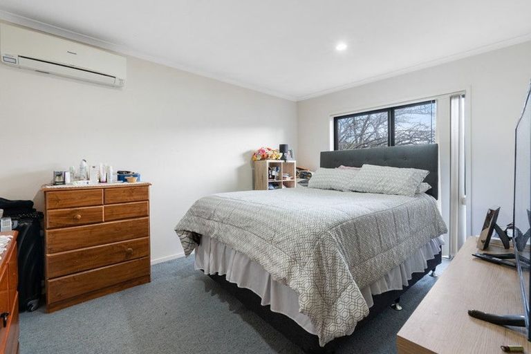 Photo of property in 9 Tussock Avenue, Mangere, Auckland, 2022