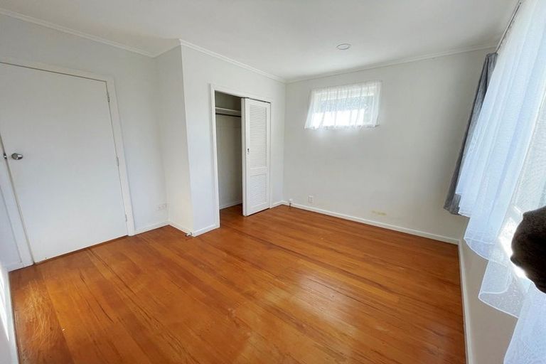 Photo of property in 1/10 Walter Street, Hauraki, Auckland, 0622