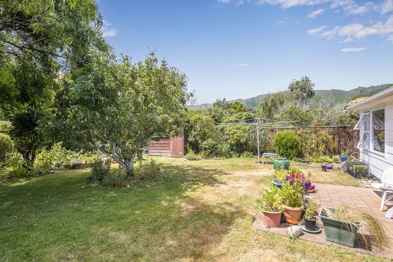 Photo of property in 71b Ngaio Road, Waikanae, 5036