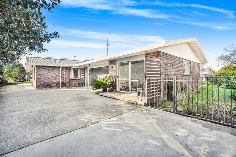 Photo of property in 28 Moreland Avenue, Pukete, Hamilton, 3200