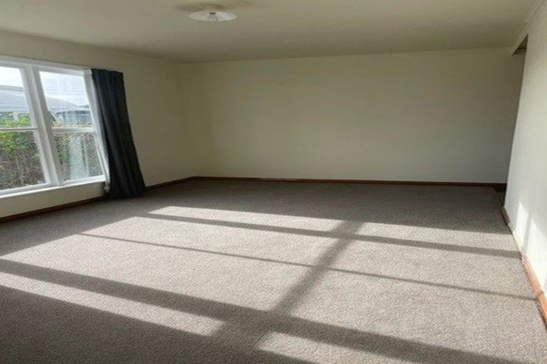 Photo of property in 13 Kauri Street, Levin, 5510