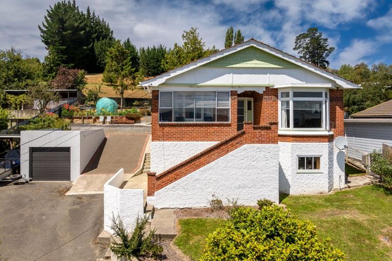 Photo of property in 16 Braeside, Kinmont Park, Mosgiel, 9024