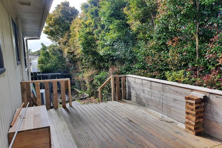 Photo of property in 297a Don Buck Road, Massey, Auckland, 0614