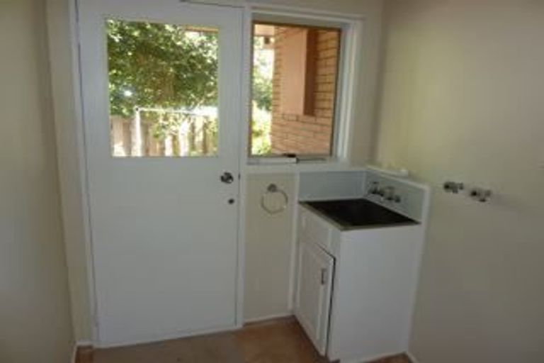 Photo of property in 8e Ihaka Street, Hokowhitu, Palmerston North, 4410