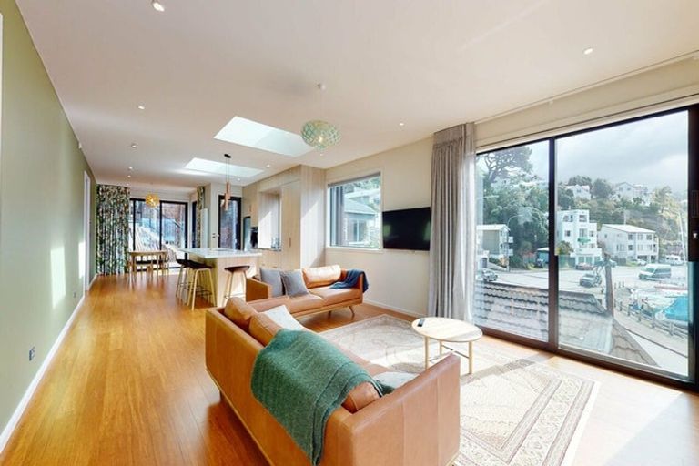 Photo of property in 460 Evans Bay Parade, Hataitai, Wellington, 6021