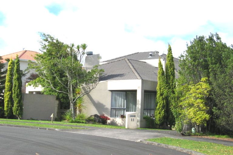 Photo of property in 11 Chale Place, Somerville, Auckland, 2014
