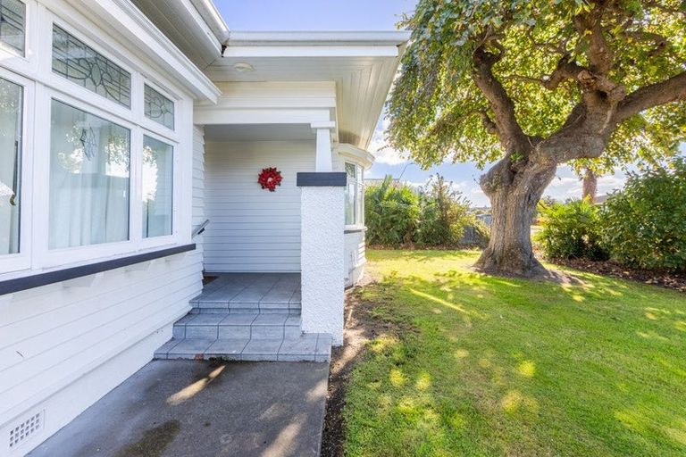 Photo of property in 616 Saint Aubyn Street West, Saint Leonards, Hastings, 4120