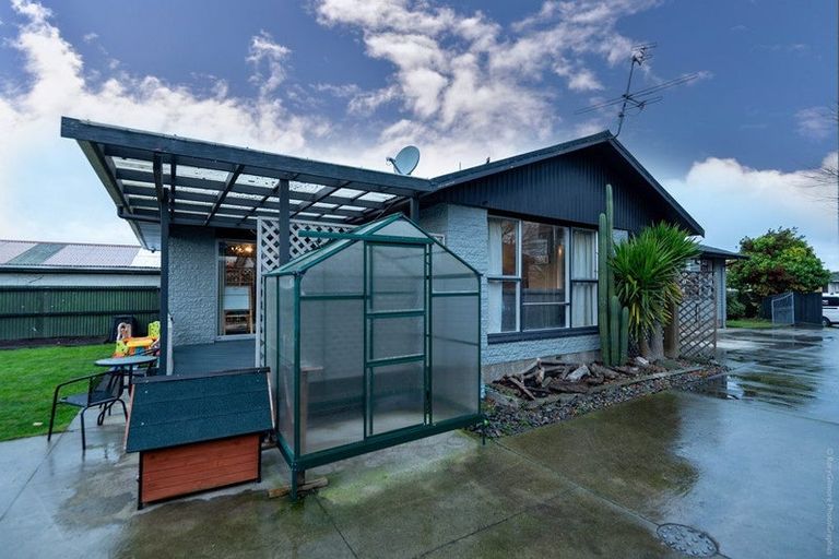 Photo of property in 20 Greenock Street, Redwood, Christchurch, 8051