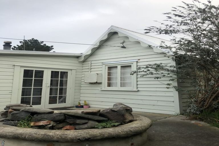 Photo of property in 14 Beach Road, Long Beach, Port Chalmers, 9081