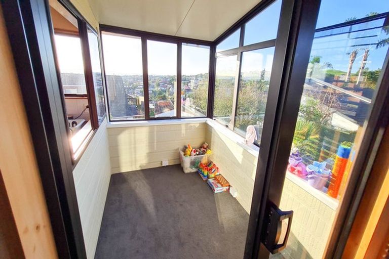 Photo of property in 8 Ilex Place, Totara Heights, Auckland, 2105