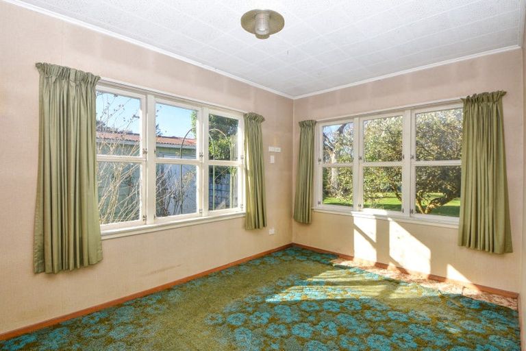 Photo of property in 27 Taverner Street, Carterton, 5713