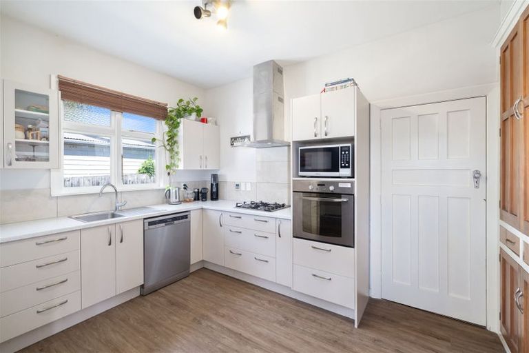 Photo of property in 41a Oxley Avenue, St Albans, Christchurch, 8014