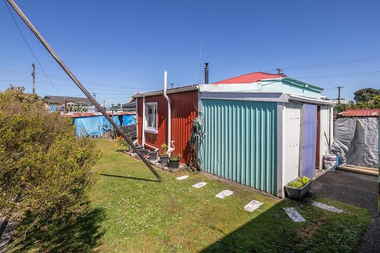 Photo of property in 35 Blake Street, Blaketown, Greymouth, 7805