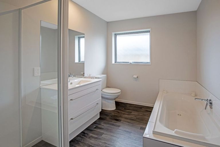 Photo of property in 3 Alpha Way, Rolleston, 7615