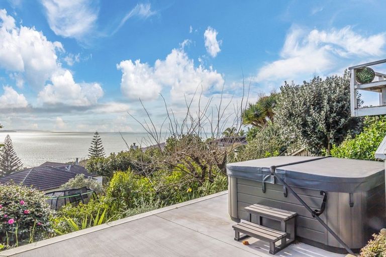 Photo of property in 4 Durness Place, Red Beach, 0932