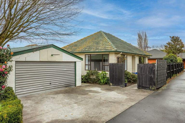 Photo of property in 97 Winters Road, Redwood, Christchurch, 8051