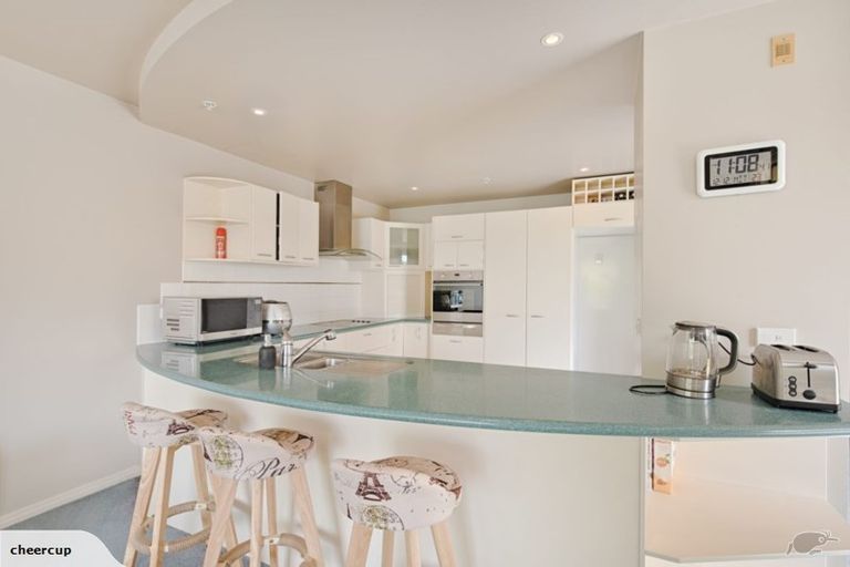 Photo of property in 41 Waterside Crescent, Gulf Harbour, Whangaparaoa, 0930