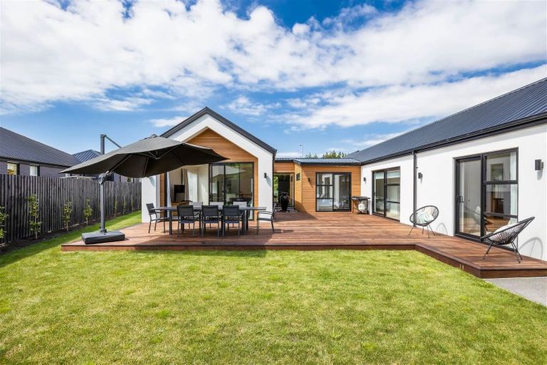 Photo of property in 30 Haughey Drive, Mairehau, Christchurch, 8052