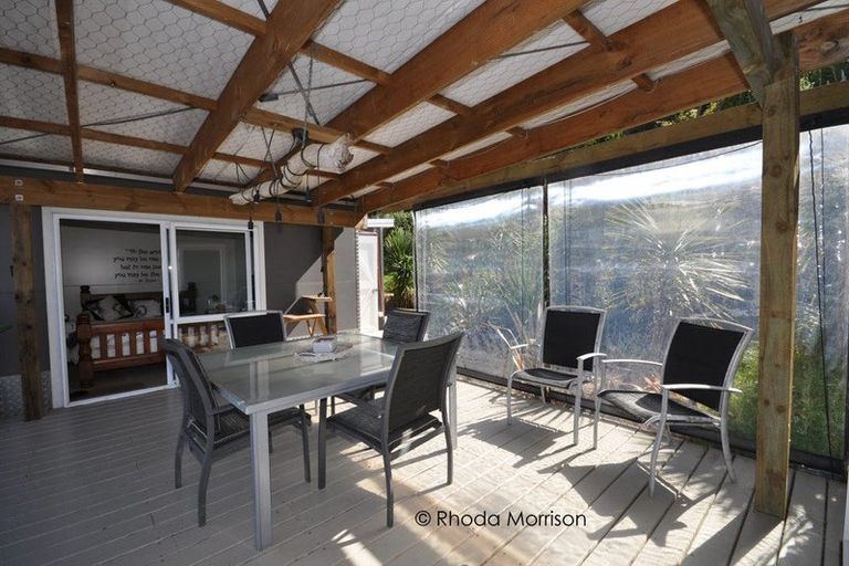 Photo of property in 76 Komiti Road, Tinopai, 0593