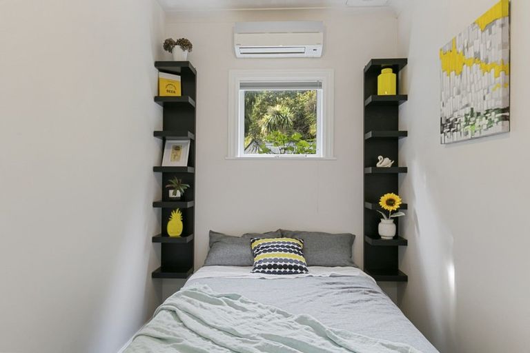 Photo of property in 11 Holloway Road, Aro Valley, Wellington, 6021