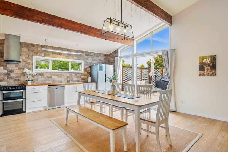 Photo of property in 3 Tawa Street, Waikanae, 5036