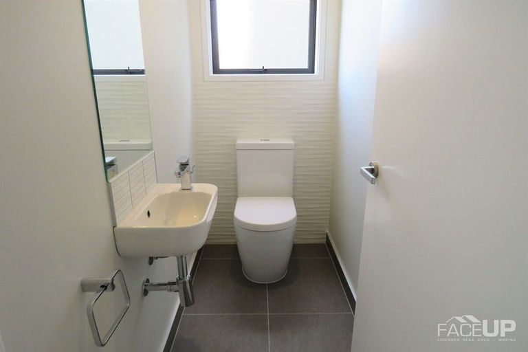 Photo of property in 28 Pukewhero Rise, Westgate, Auckland, 0614