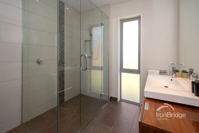 Photo of property in 36 Westpark Drive, Burnside, Christchurch, 8053