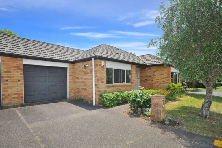 Photo of property in 14 Drummond Drive, Ranui, Auckland, 0612