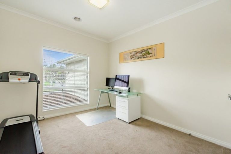 Photo of property in 7 Otupoa Way, Paraparaumu, 5032