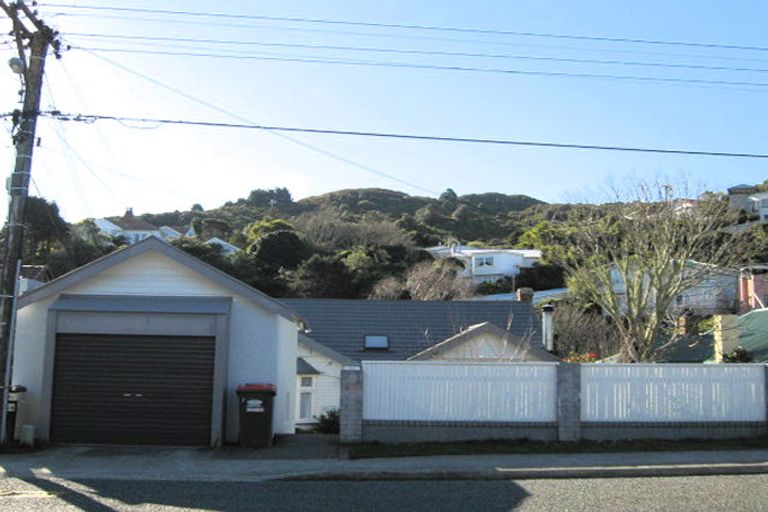 Photo of property in 28 Friend Street, Karori, Wellington, 6012
