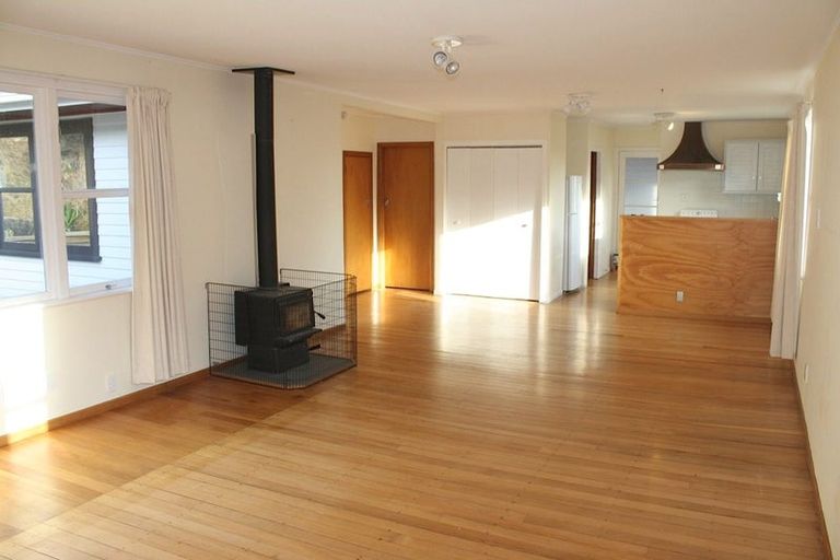 Photo of property in 50 Melrose Road, Island Bay, Wellington, 6023