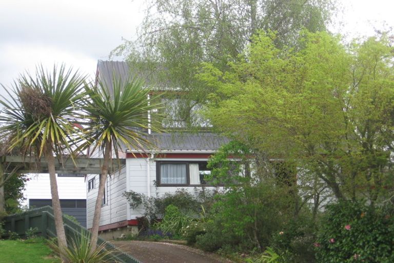 Photo of property in 16 Rostrevor Place, Tihiotonga, Rotorua, 3015