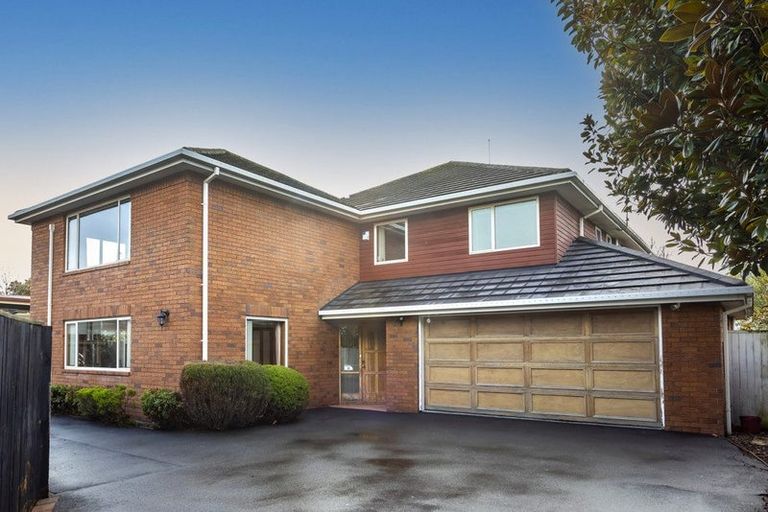 Photo of property in 94 Memorial Avenue, Ilam, Christchurch, 8053
