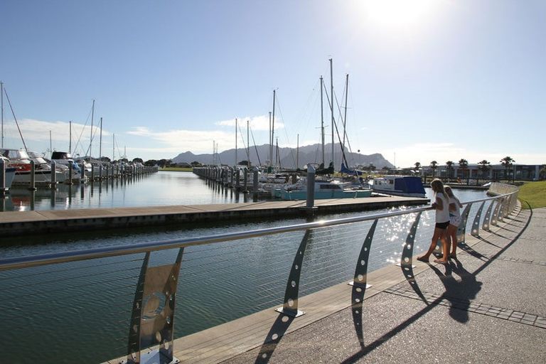 Photo of property in 25 Maturiki Drive, One Tree Point, 0118