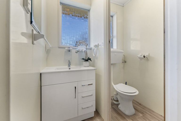 Photo of property in 21b Avalon Crescent, Fernhill, Queenstown, 9300