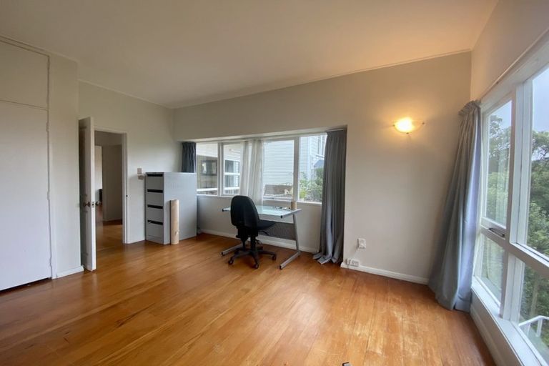 Photo of property in 127 Upland Road, Kelburn, Wellington, 6012