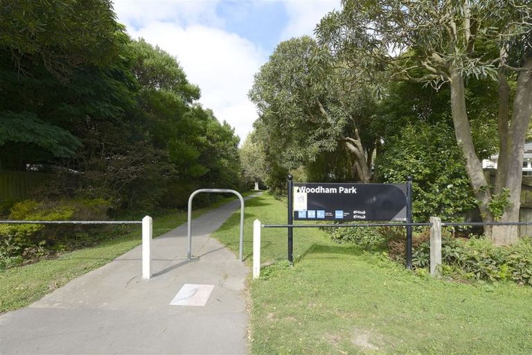 Photo of property in 17 Lionel Street, Avonside, Christchurch, 8061