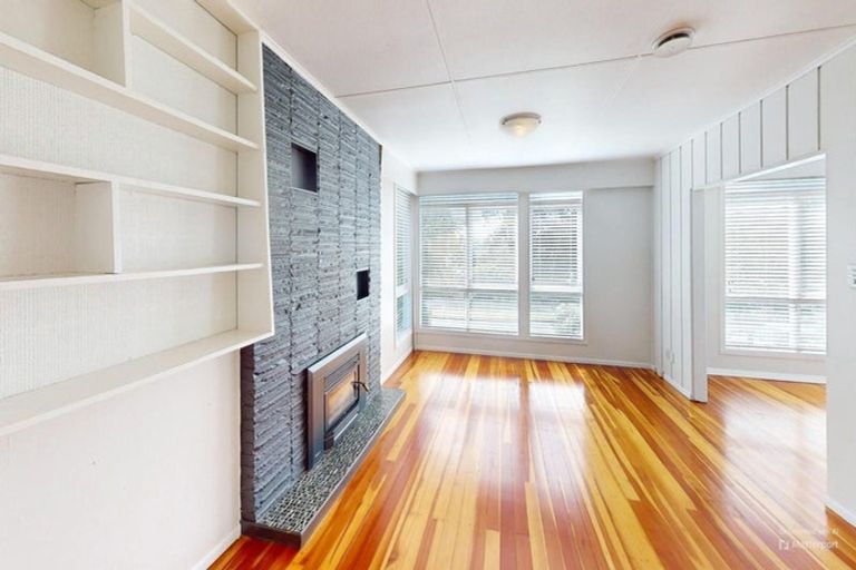 Photo of property in 8 Iris Place, Bastia Hill, Whanganui, 4500