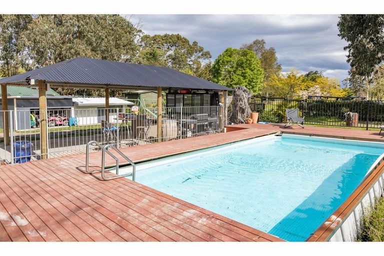 Photo of property in 43 Mandalea Road, Ohoka, Rangiora, 7475