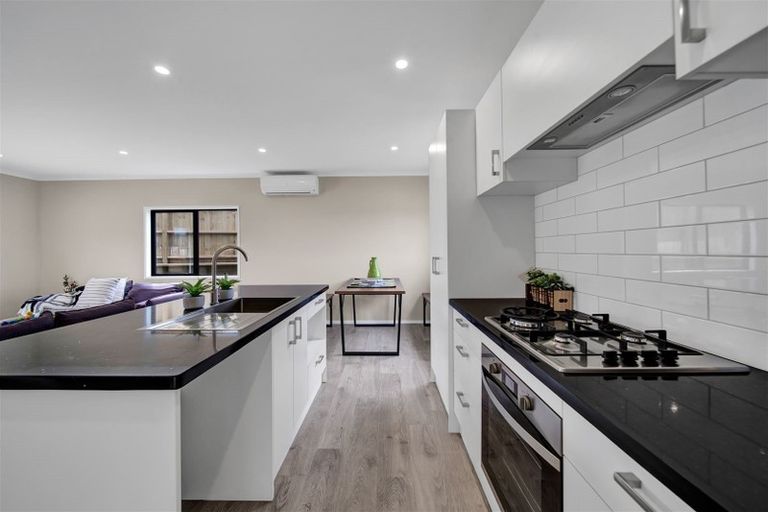 Photo of property in 5 Hinz Lane, Bell Block, New Plymouth, 4312