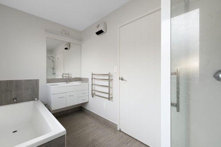 Photo of property in 112 Palm Springs Boulevard, Papamoa Beach, Papamoa, 3118