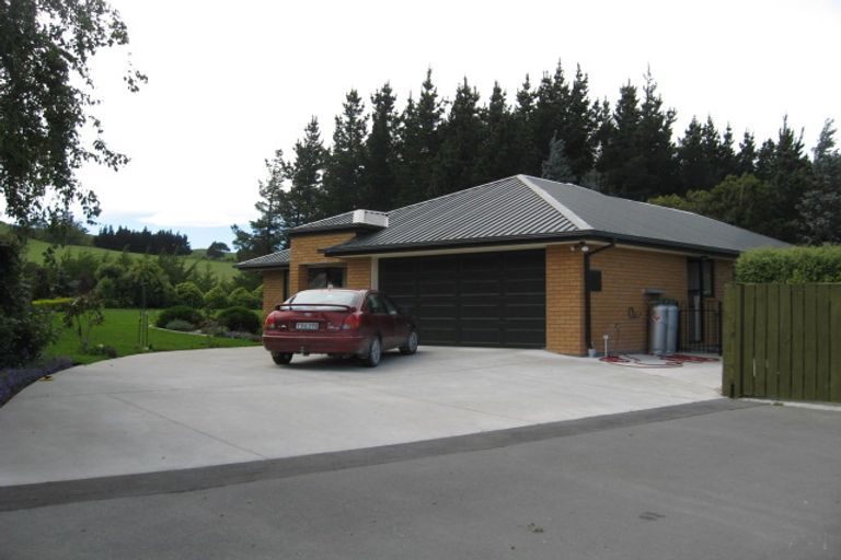 Photo of property in 8 Hillview Place, Amberley, 7410