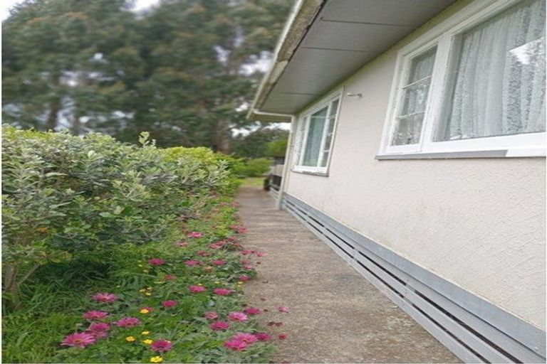 Photo of property in 84 Henderson Street, Kimbolton, 4774