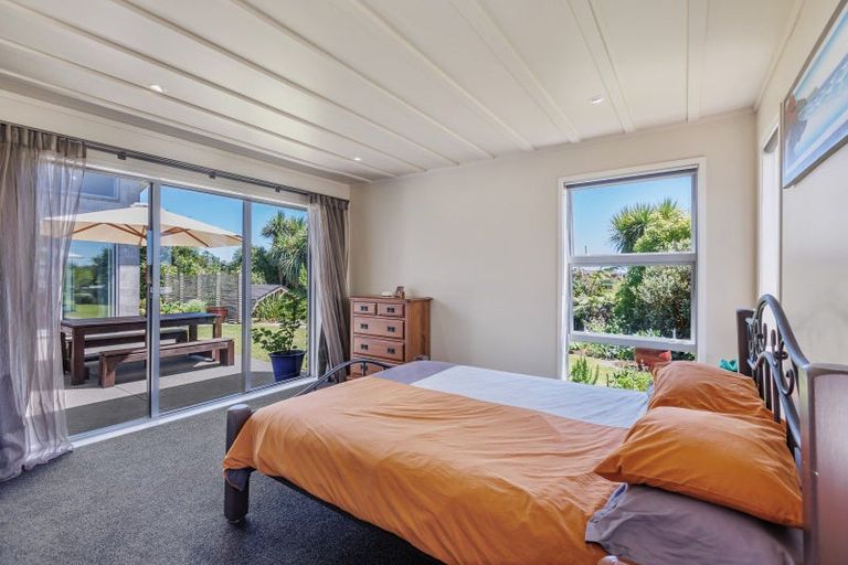 Photo of property in 61 Karamea Street, Whalers Gate, New Plymouth, 4310