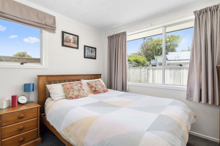 Photo of property in 36a Ranui Terrace, Tawa, Wellington, 5028