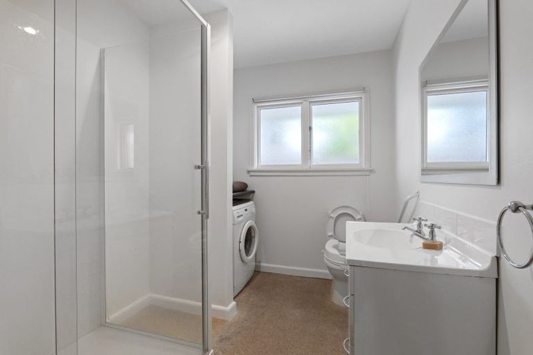 Photo of property in 2/15 Knowles Street, St Albans, Christchurch, 8052