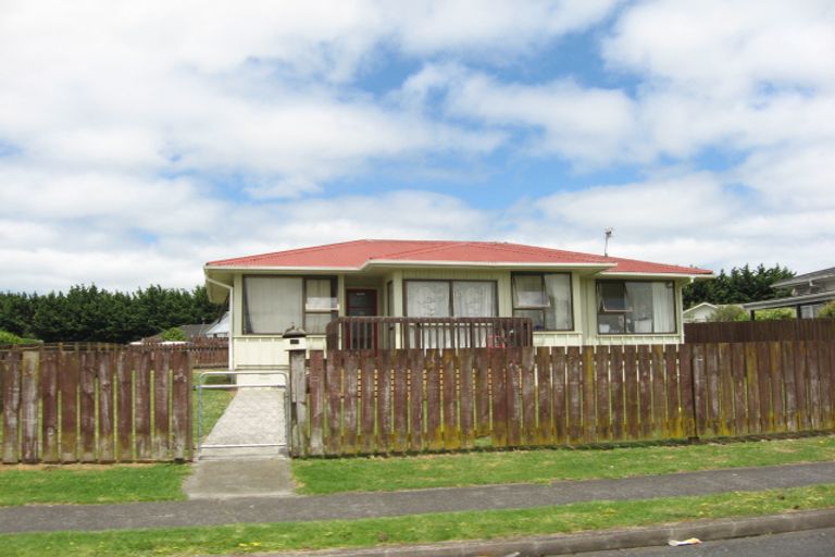 Photo of property in 16 Frank Hewitt Street, Pukekohe, 2120
